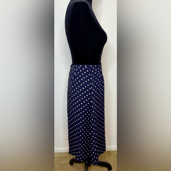 Talbots pure silk navy blue and cream polka dot lined A line midi skirt size 2 - Picture 4 of 8